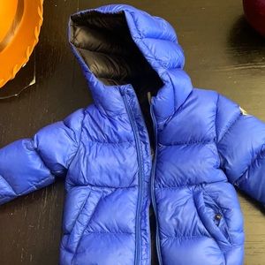 Selling like new baby’s moncler coat size 12-18 months barely wore